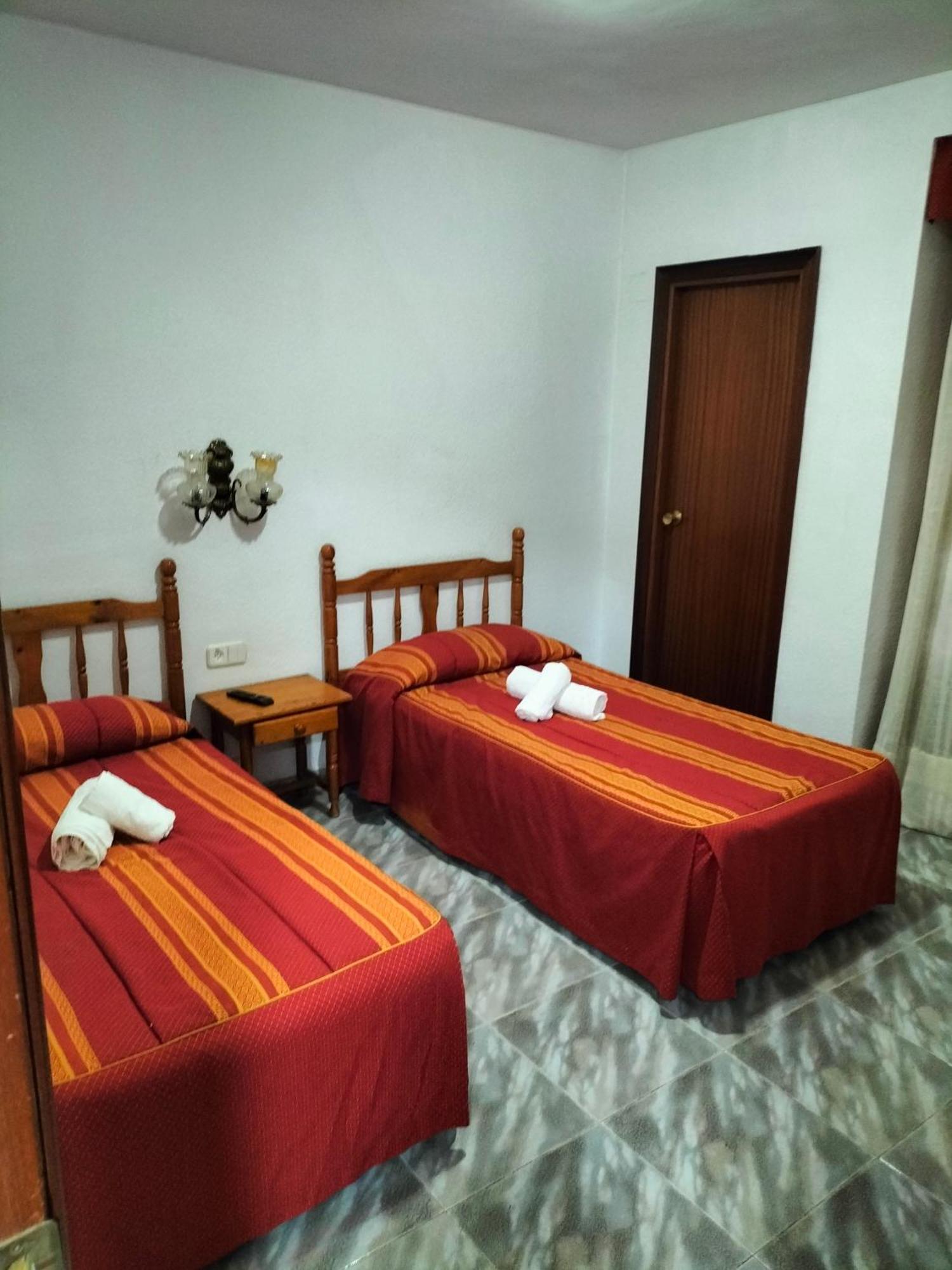Pension Rioja Quinto Buitenkant foto